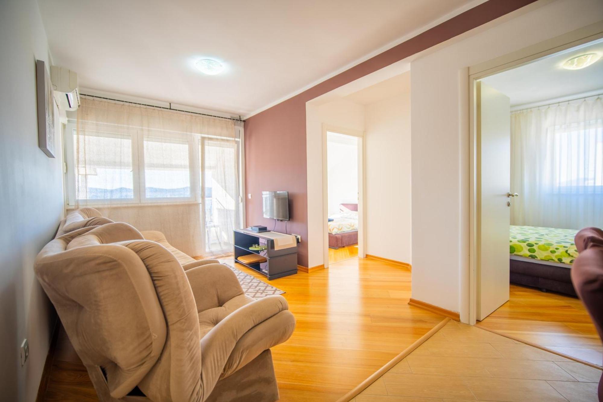 Apartman Centar 티바트 외부 사진