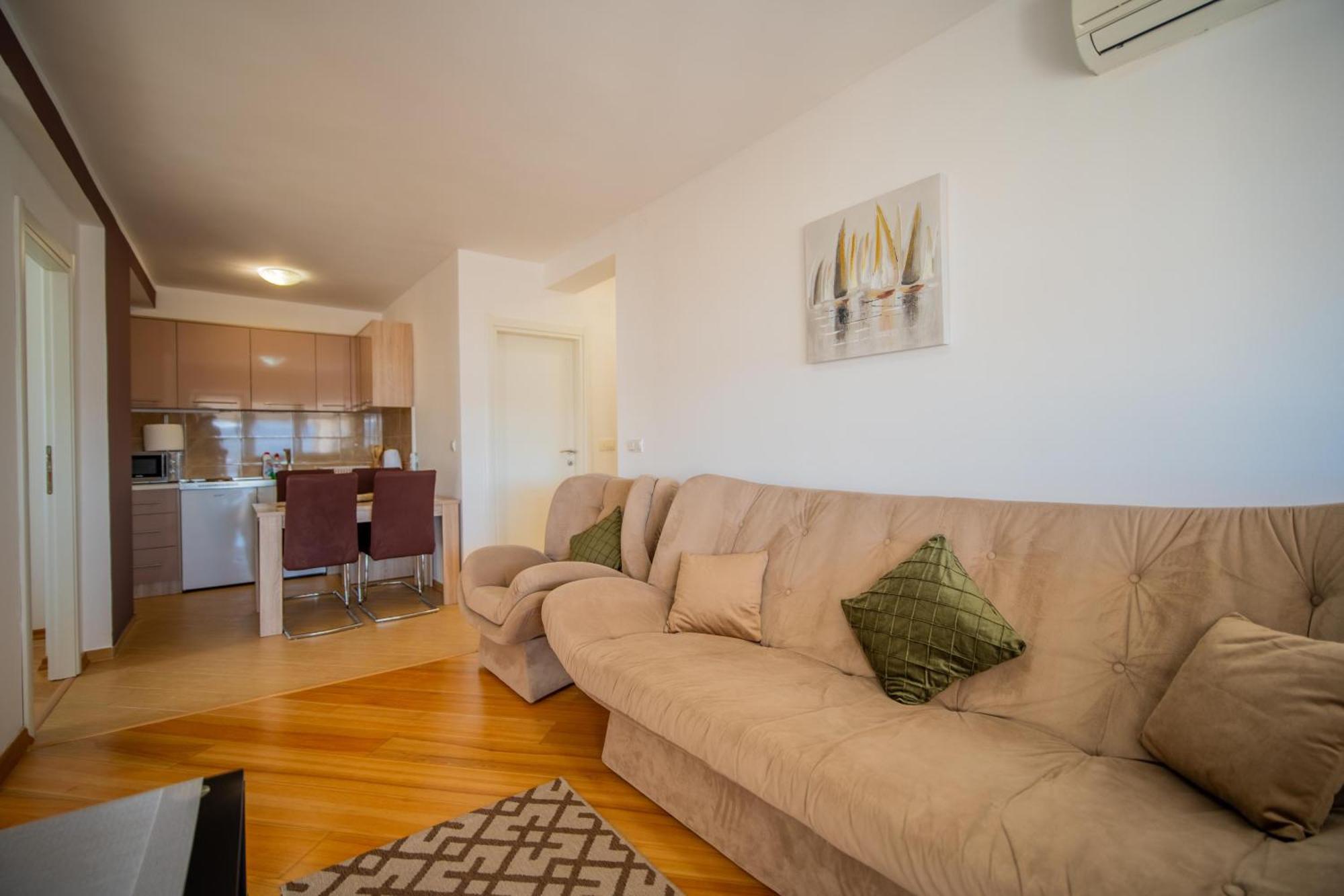 Apartman Centar 티바트 외부 사진