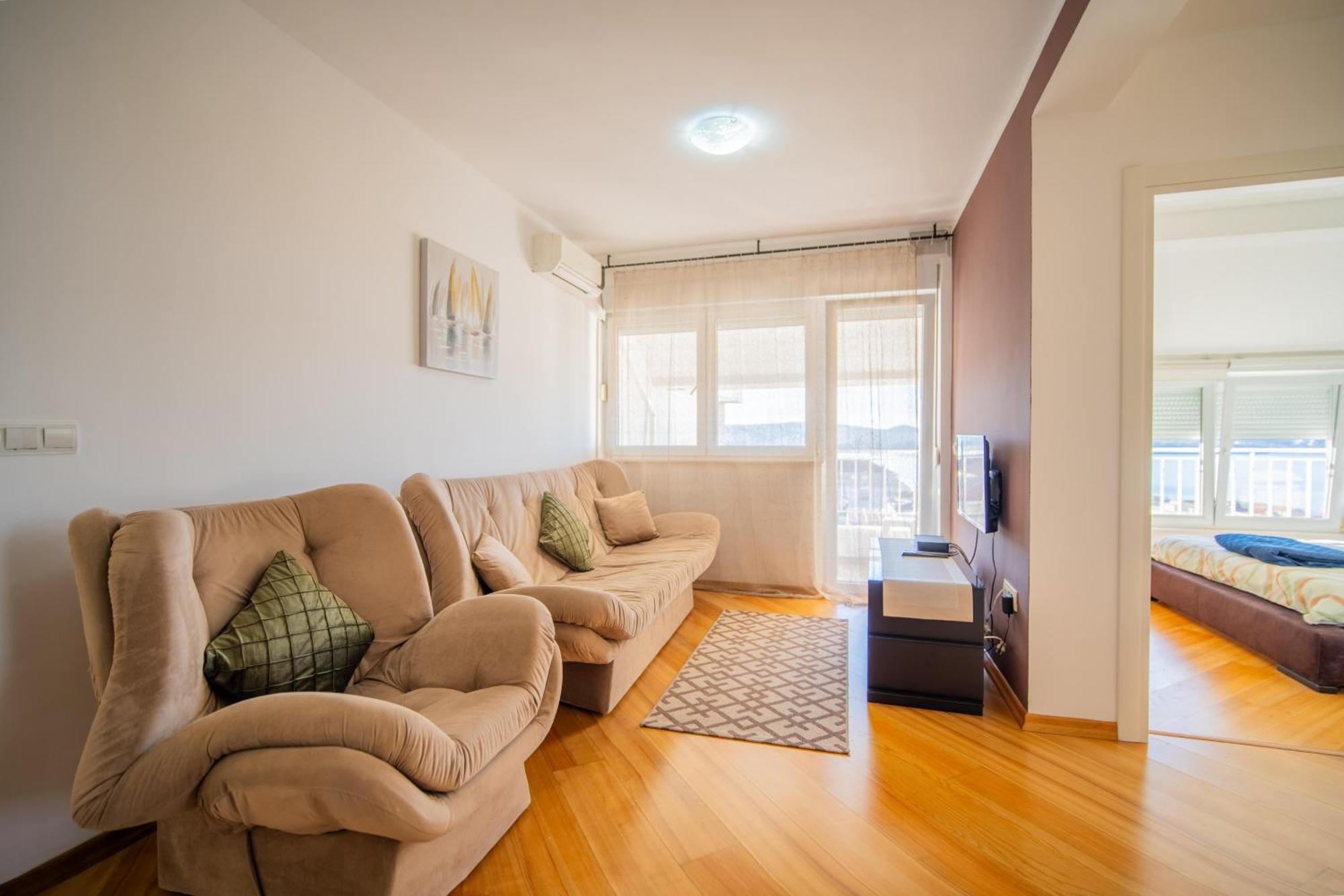 Apartman Centar 티바트 외부 사진